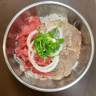 2 Steak and Brisket (Pho Tai, Chin Nac)